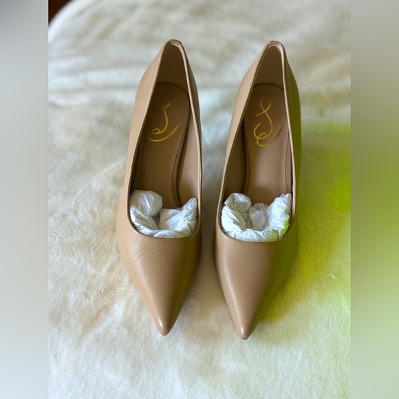 Sam Edelman Soft Beige Leather Pointed toe heel size 7.5 - Picture 1 of 5